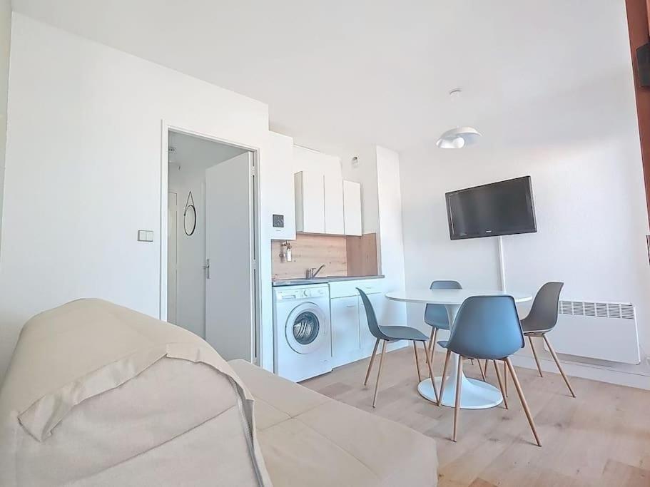 T2 Vue Mer Acces Direct Plage Ле Баркарес Экстерьер фото